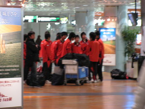 U-15が出発を待っていました