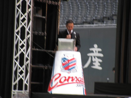 司会はグッチーさん