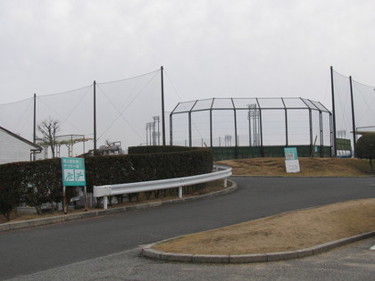 陸上競技場と多目的広場