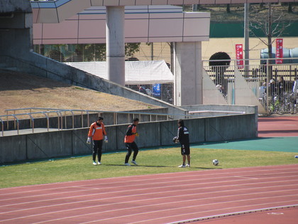 GKはゴール裏の方で