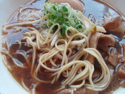 麺はストレート