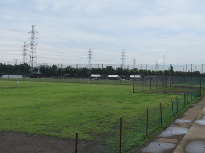 奥がサッカー場