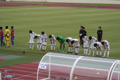 中央で挨拶