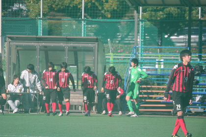 5人交代