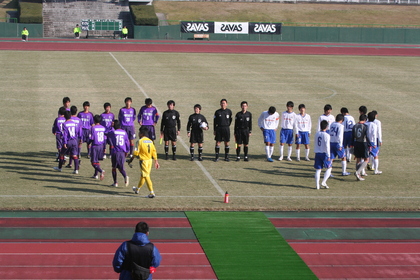 第二試合はマリノスとサンフレッチェ常石