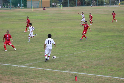 前半のサッカーっぽい写真