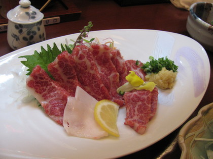 馬刺し