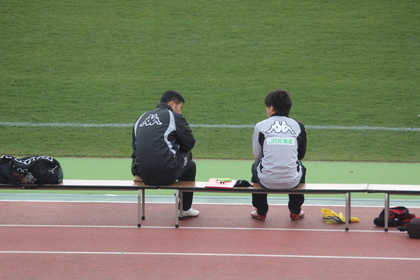 ２人で連れ立ってきて