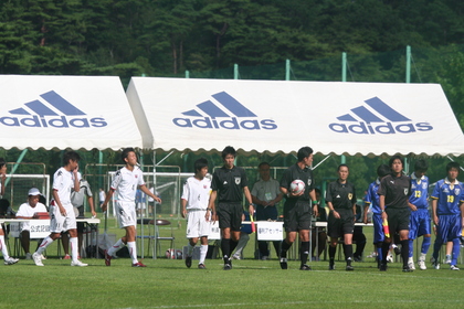 2009/8/16　選手入場　ゴメス、永坂