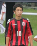 岩﨑航太