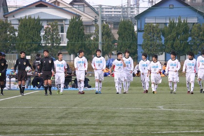 選手入場　の前の方