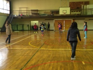 1383982063-guraund-4.jpeg