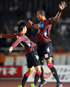 1377142066-00119085-B.jpg