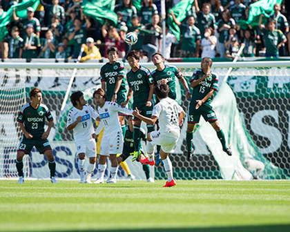 1411899910-00136886-B.jpg