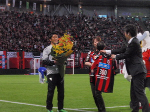 砂川選手３００試合達成！
