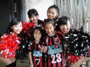 1368019390-match_ball_kids.JPG