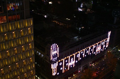 夜の大丸心斎橋本館