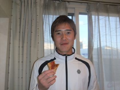 ホスンくんとピザ。