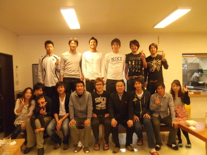 納会