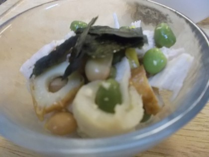 お豆とちくわとササミのわさび和え。