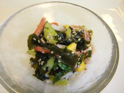 わかめとカニカマとチンゲン菜の酢味噌和え。