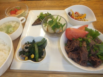 夜ごはん。