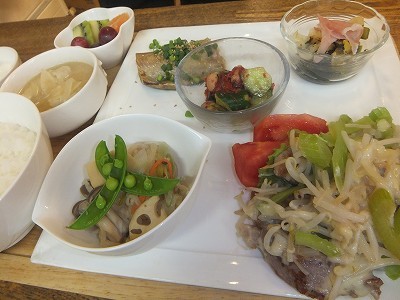 ４月２６日　夜ごはん。