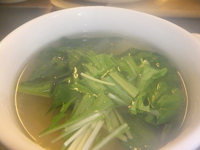 ほうれん草と水菜のスープ。