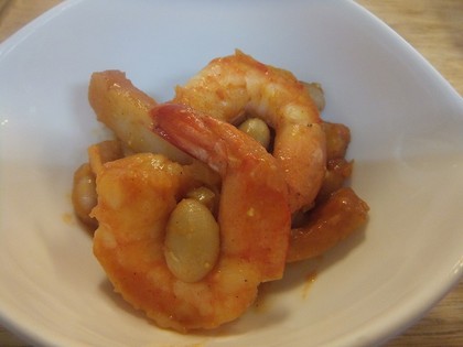 大豆と揚げカマのエビチリ。