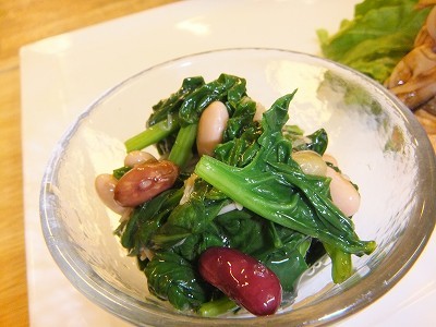ほうれん草と大豆のなめたけ和え。