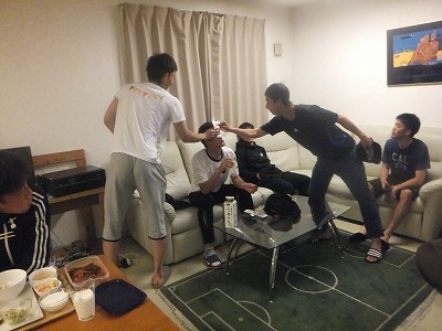 悪巧み。