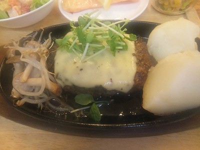 ハンバーグ。