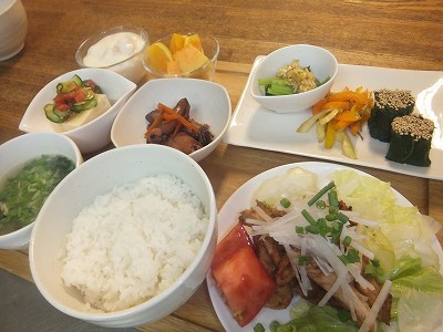 よるごはん。