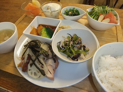 寮ごはん。