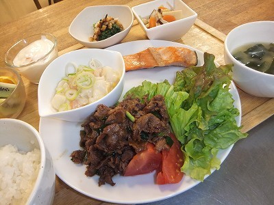 ある日のよるごはん。