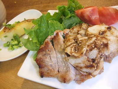 豚ロースの岩のり長芋ネバネバソテー。