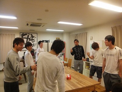 みんなでじゃんけん。