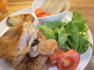 ぶたのピリ辛ラー油ソテー。