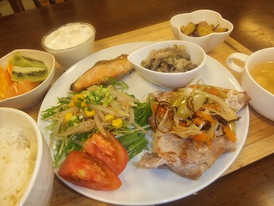 ある日のよるごはん。