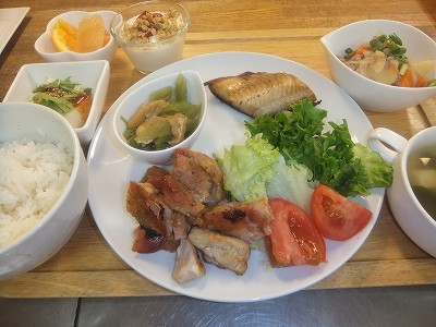 よるごはん。