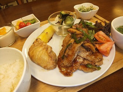 ある日のよるごはん。