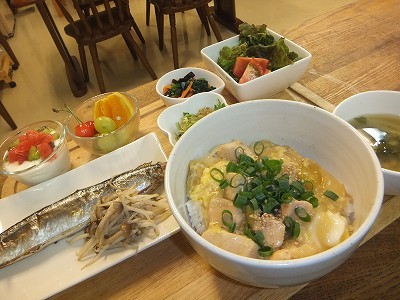 親子丼セット。