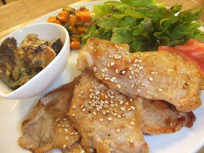 豚ロースのごまマーマレード。