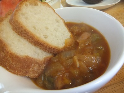野菜いっぱいトマトスープ。
