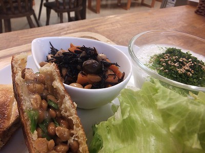 揚げニラチーズ納豆。