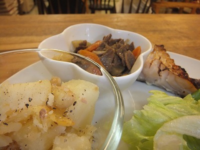 牛肉と大根のカレー煮込み。