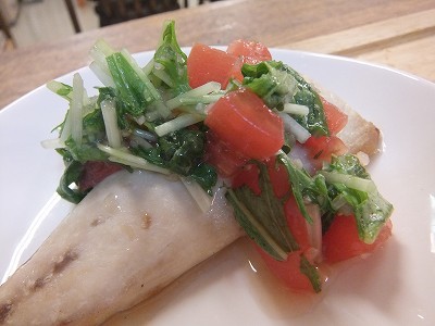 サバのトマト塩ダレ。