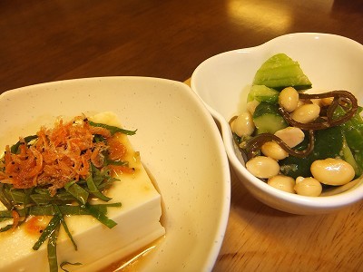 小エビとしその冷奴。