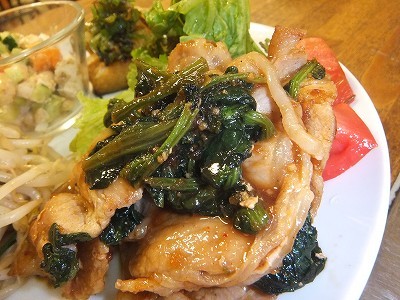 豚肉とほうれん草のソテー。