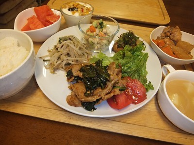 しまふく寮。よるごはん。